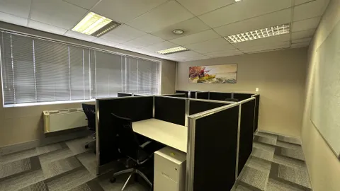 WhatsApp Image 2025-10-20 at 16.09.21.